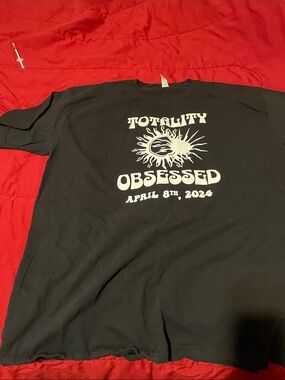 Men's Black 'Totality Obsessed' Graphic Short Sleeve Tee